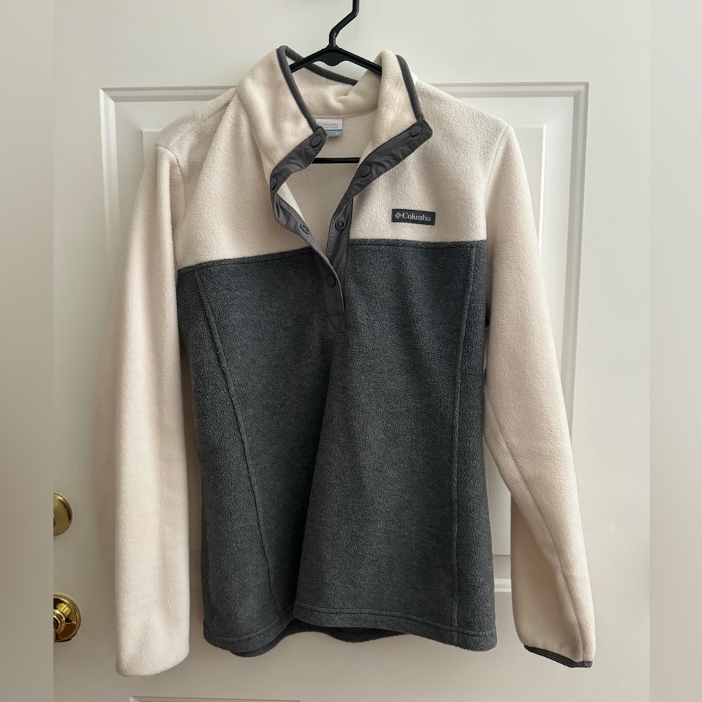 Women’s Columbia quarter zip